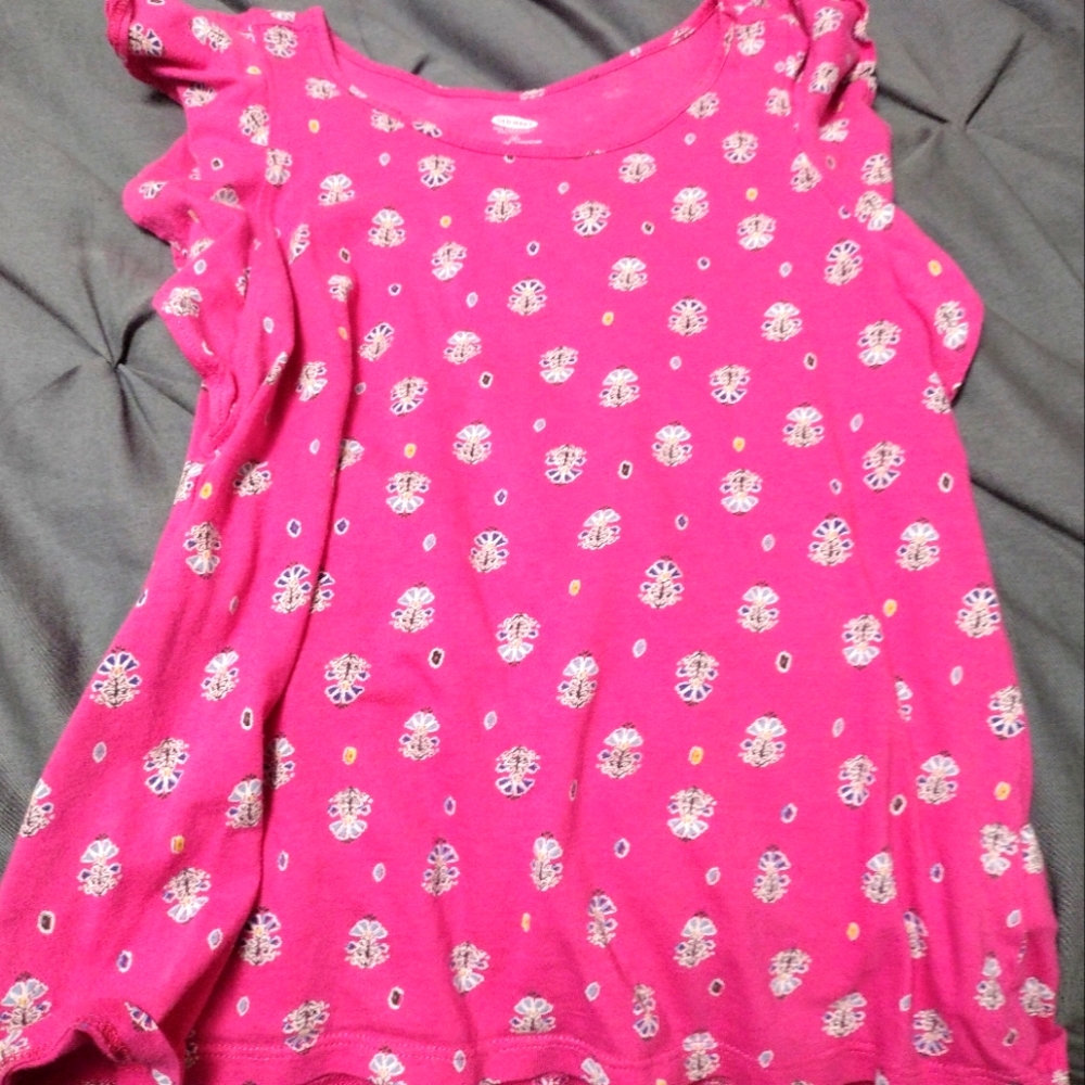 I'm selling a dressy tank